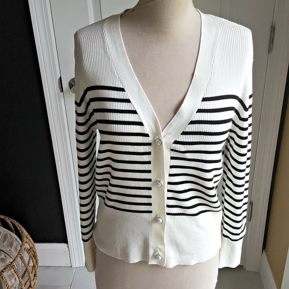 NEW! SOFT Ribbed KNIT CARDIGAN SWEATER By LOLA
